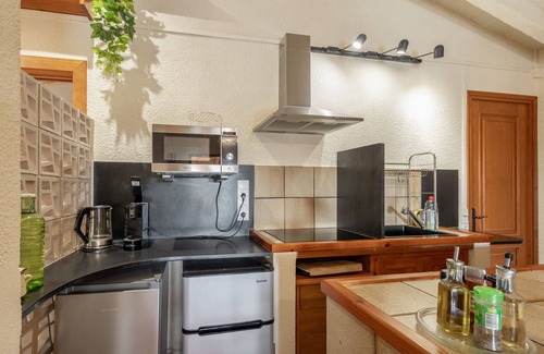 San Martin Sarroca Cabaña | Casita de campo 'Casa Rural Amb Piscina I Jardí' con piscina privada, Wi-Fi y aire acondicionado