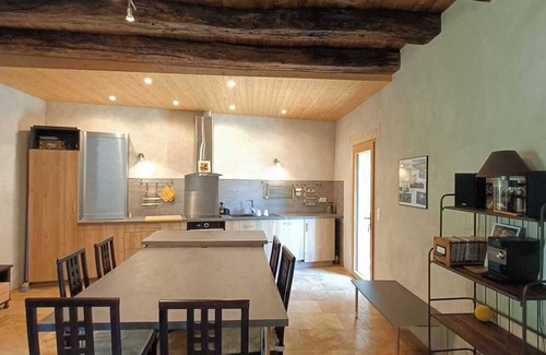 Auriac-du-Perigord Villa | Casa rural 'Domaine De La Salamandre' con terraza y jardín privados