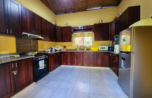Higuey Villa | Casa de campo 6 habitaciones. A 22 min de playa Bayahibe!