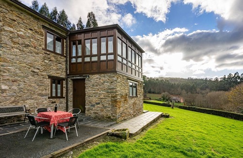 Espasante Casa | Casa rural 'A Concha' con terraza compartida, jardín privado y Wi-Fi