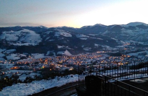 Baztan Casa | Casa rural 'Autxikoborda Bajo' con vistas a la montaña, jardín privado y Wi-Fi