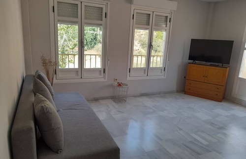 Macael Casa | Casa rural 'Bulevar' con vistas a la montaña, Wi-Fi y aire acondicionado
