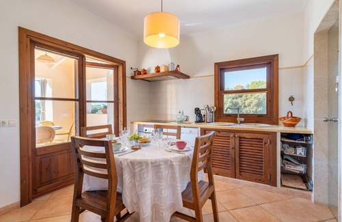 Mallorca Villa | Casa rural 'Ca Na Capellana' con vistas a la montaña, piscina privada y Wi-Fi
