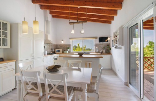 Tavira Villa | Casa rural 'Casa Da Eira - Quinta Do Mestre' con terraza privada, Wi-Fi y aire acondicionado