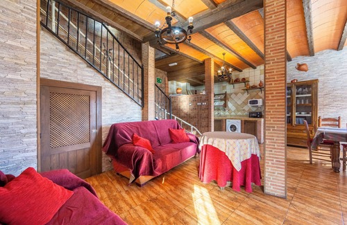 Abrucena Casa | 'Casa Rural La Jirola-El Balcón' con vistas a la montaña, Wi-Fi y aire acondicionado