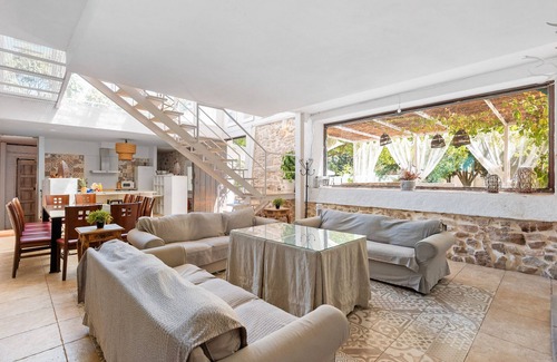 Archidona Casa | Country House 'Cortijo La Vega Archidona' with Mountain View, Wi-Fi and Air Conditioning