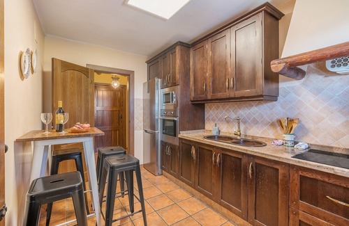 La Taha Casa | Casa rural 'Cortijo Jiménez' con vistas a la montaña, piscina privada y Wi-Fi