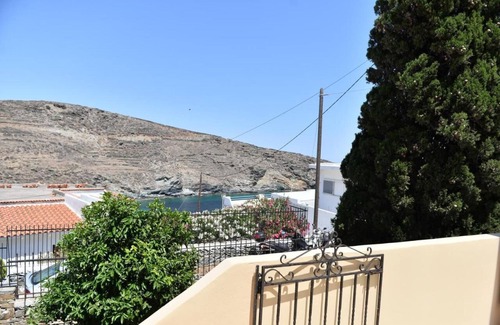 Kanala Villa | Country House 'Cycladic Villa In Antonides Beach' with Sea View, Wi-Fi and Air Conditioning
