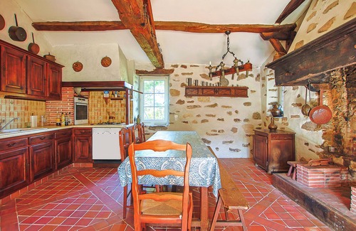 Landevieille Villa | Casa rural 'Domaine La Roblinière 10min Plage' con terraza privada, jardín privado y Wi-Fi