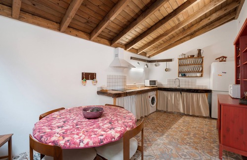 Hermigua Casa | Casa rural 'El Balcón De Petra' con vistas al mar, terraza privada y Wi-Fi