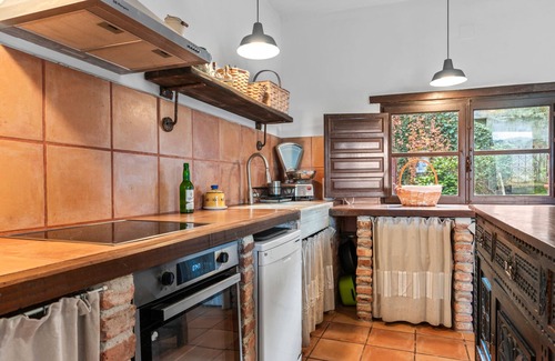 Municipio de Cabranes Casa | Country House 'El Corredor' with Sea View, Private Terrace and Wi-Fi