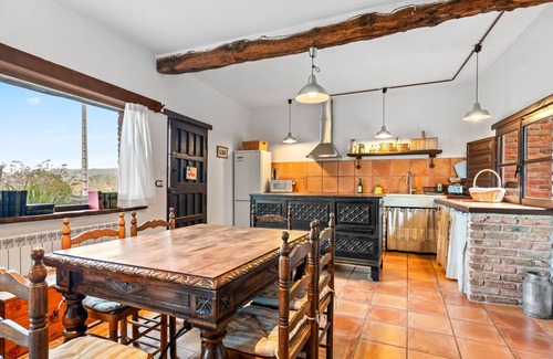 Municipio de Cabranes Casa | Country House 'El Corredor' with Sea View, Private Terrace and Wi-Fi