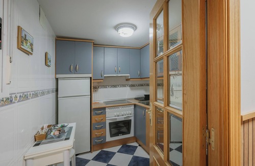 Pedro Bernardo Casa | Casa rural 'El Burrito De Gredos' con balcón, Wi-Fi y aire acondicionado