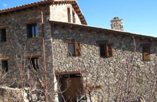 Aranser Casa | Casa rural 'El Paller O La Casa De Ca L'Escolà' con vistas a la montaña, terraza compartida y Wi-Fi