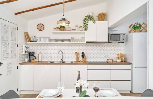 Archez Casa | Casa rural 'El Rincón De Tetuán' con vistas a la montaña, Wi-Fi y aire acondicionado