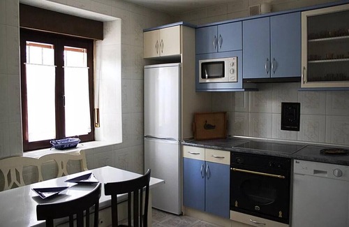 Muda Casa | Casa rural 'Entrepeñas' con vistas a la montaña, terraza compartida y Wi-Fi