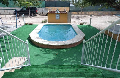 Alhama de Murcia Casa | Casa rural 'La Solana' con piscina privada, Wi-Fi y aire acondicionado