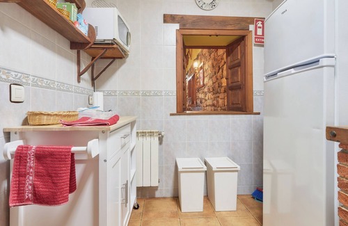 Boca de Huergano Casa | Casa rural 'Aldaron' con vistas a la montaña, jardín privado y Wi-Fi