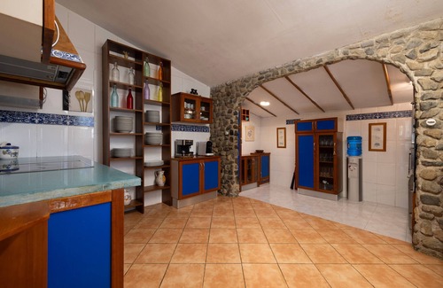 La Selva del Camp Villa | Casa rural 'El Pi De La Selva' con piscina privada, terraza privada y Wi-Fi