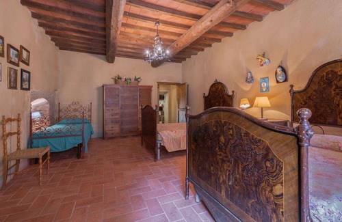 Bucine Otro | Country House / Farm House en Badia Agnano con 12 habitaciones, capacidad 25