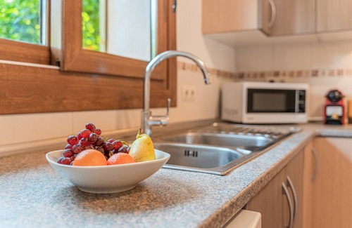 Puigpunyent Villa | Casa de campo 'Finca Ses Pomeres' con terrazas privadas y Wi-Fi