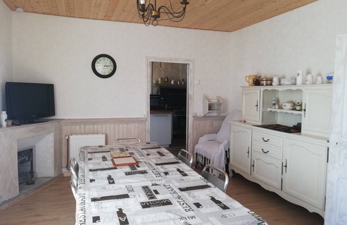 Saint-Saturnin Casa | Country house