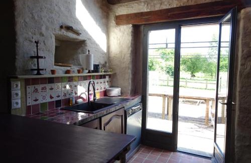 Saint-Lo-d'Ourville Casa | Country house on a beautiful medieval estate