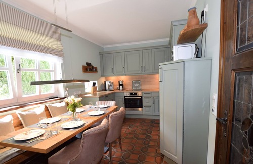 Bosau Casa | Country house hideaway with outdoor pool, sauna and fireplace in East Holstein