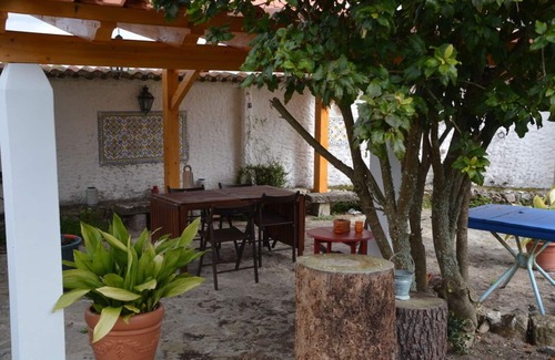 Fontanelas Cabaña | Casa de campo en un jardín mágico cerca de la playa.
