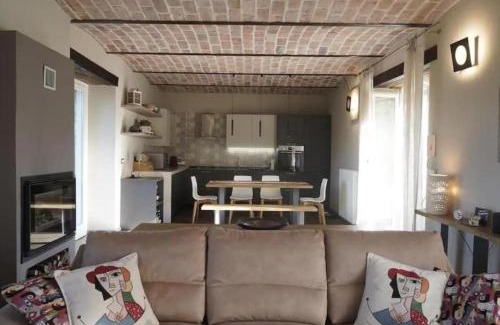 Castelletto d'Erro Casa | Country House in Alto Monferrato