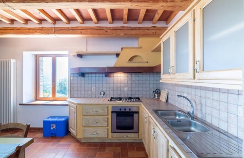 Cagli Apartamento | Casa Rural en Cagli con Piscina y Vistas