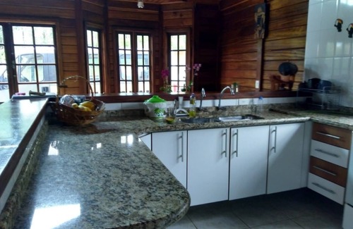 Mairinque Cabaña | Country house in gated community Porta do Sol!