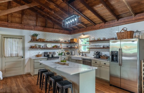 Greenville Casa | Country House in Greenville