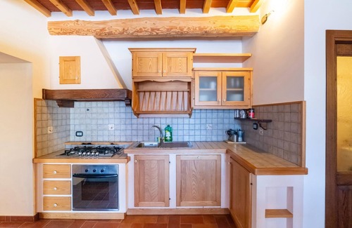 Cagli Apartamento | Casa Rural en Marche con Piscina y Vistas