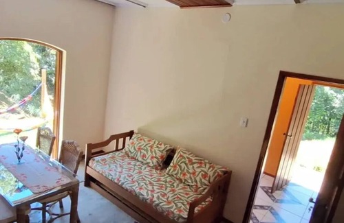 Paraty Cabaña | Country house in Paraty with natural waterfall.