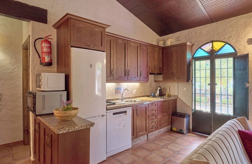 Hornachuelos Casa | Casa rural 'La Alcaidía' con vistas a la montaña, Wi-Fi y aire acondicionado