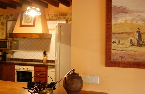 Pruneda Casa | Casa Rural 'La Espinera' con Vista a la Montaña, Terraza Privada y Wi-Fi