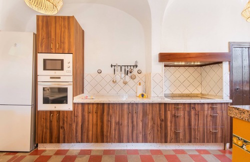 La Nava Casa | Casa rural 'Las Cabrillas La Nava' con vistas a la montaña, piscina privada y aire acondicionado
