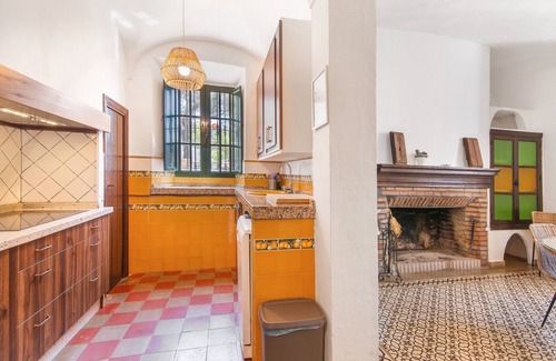 La Nava Casa | Casa rural 'Las Cabrillas La Nava' con vistas a la montaña, piscina privada y aire acondicionado