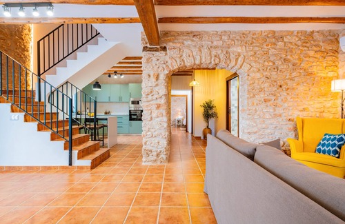 Vall d'Alba Casa | Casa rural "Mas de Morera" con acceso a la piscina durante todo el año