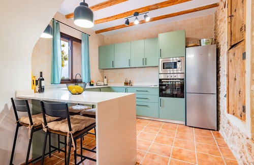 Vall d'Alba Casa | Casa rural "Mas de Morera" con acceso a la piscina durante todo el año