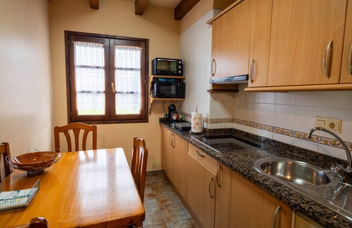 Urdax Casa | Casa rural 'Matxingonea 1' con vistas a la montaña, jardín privado y Wi-Fi