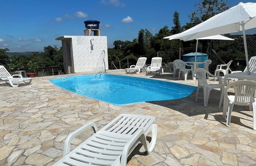 Cotia Cabaña | Casa de campo cerca de São Paulo y Embu das Artes. Piscina.