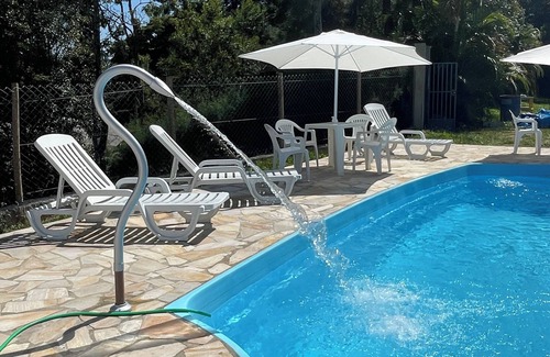 Cotia Cabaña | Casa de campo cerca de São Paulo y Embu das Artes. Piscina.