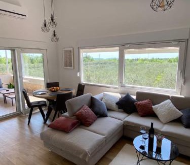 Bristane Casa | Country House Peace