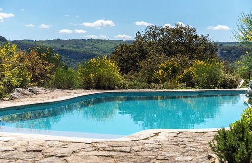 Bonnieux Villa | Casa rural 'Prieuré Saint Symphorien' con piscina privada, terraza privada y Wi-Fi
