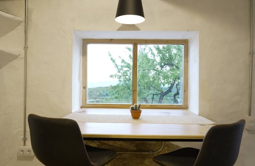 La Serra d'En Galceran Casa | Country House 'Sanco' with Mountain View, Private Terrace and Wi-Fi