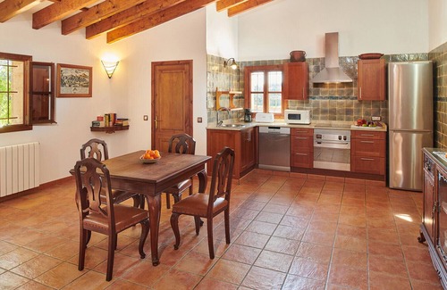 Felanitx Villa | Casa rural 'Son Revell' con vistas a la montaña, piscina privada y Wi-Fi