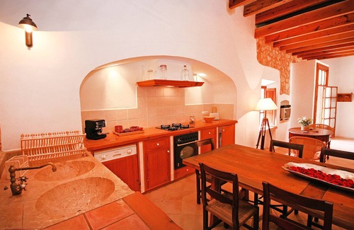 Manacor Villa | Casa rural 'Son Mas Vell' con piscina privada, terraza privada y Wi-Fi