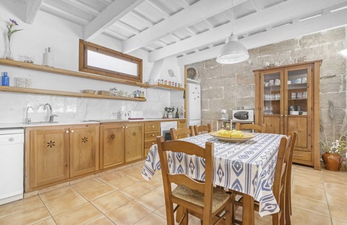 Alayor Villa | Casa rural 'Son Sanxo' con piscina compartida, terraza privada y Wi-Fi